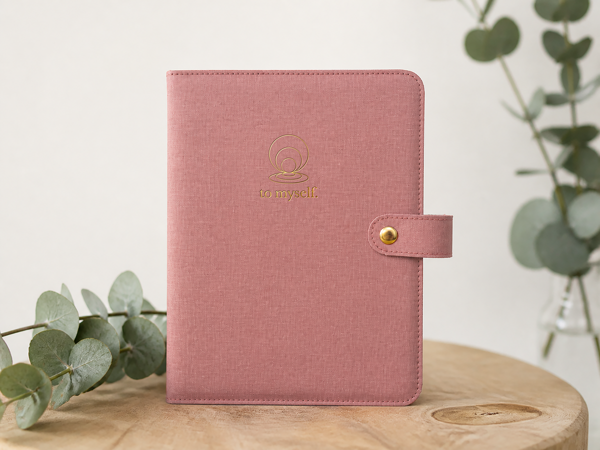 to myself. Journal in Rosa